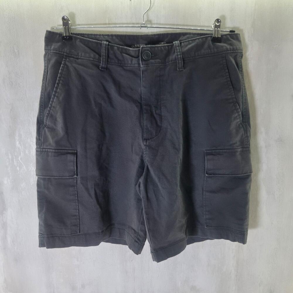 Old Navy Shorts Mens 34 Gray Lived-In Straight Cargo Built-In Flex Side Pockets